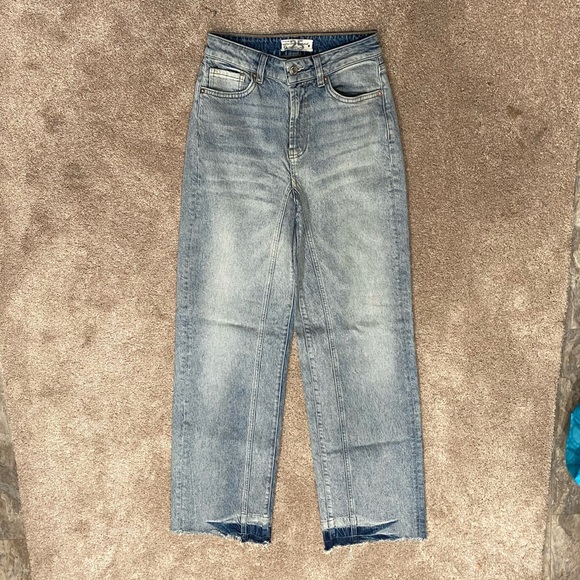 We The Free Wide Leg Jeans - Picture 2 of 5